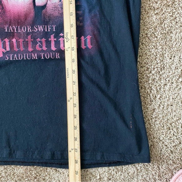 Taylor Swift Reputation 2018 Tour With Camila Cabello Black Concert Shirt - Picture 5 of 8